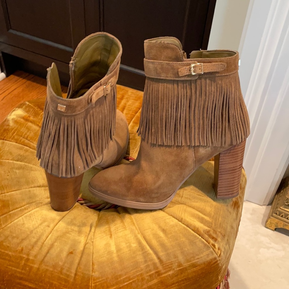 Ivanka trump Booties fringe 7.5m suede tan